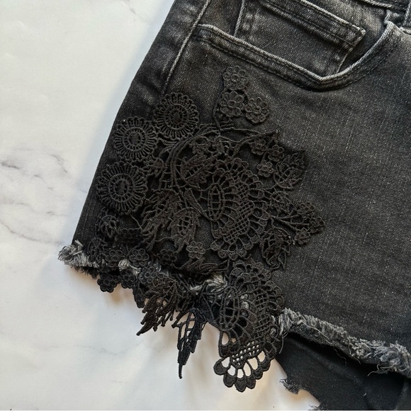 American Eagle Outfitters Black US 0 Super Super Stretch X Hi-Rise Shotie - Picture 7 of 16